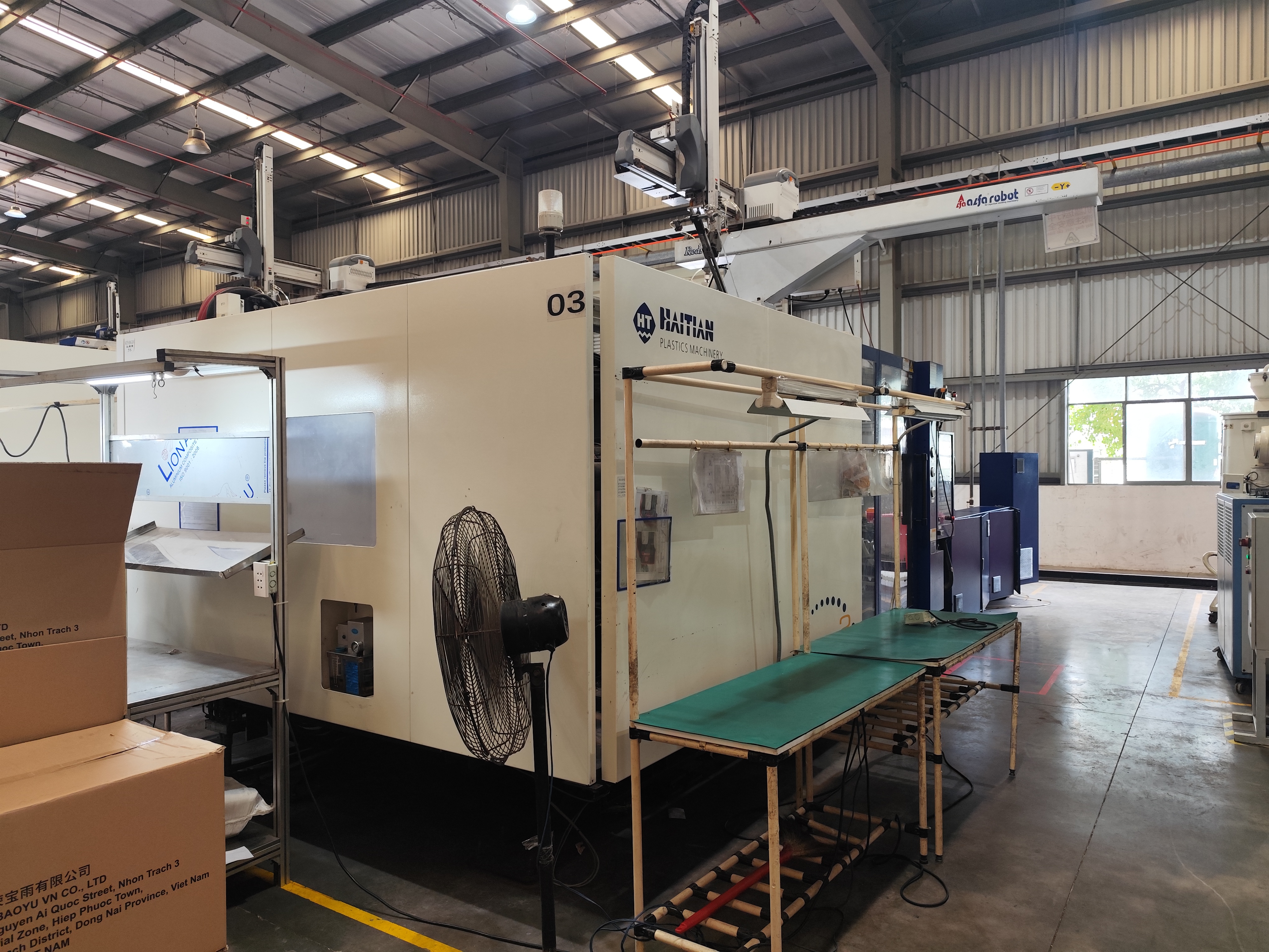 Injection machine 1